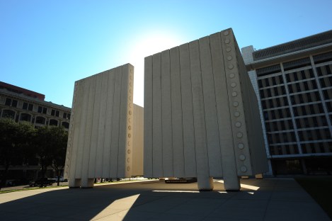 Kennedy-Memorial-front-view.jpg